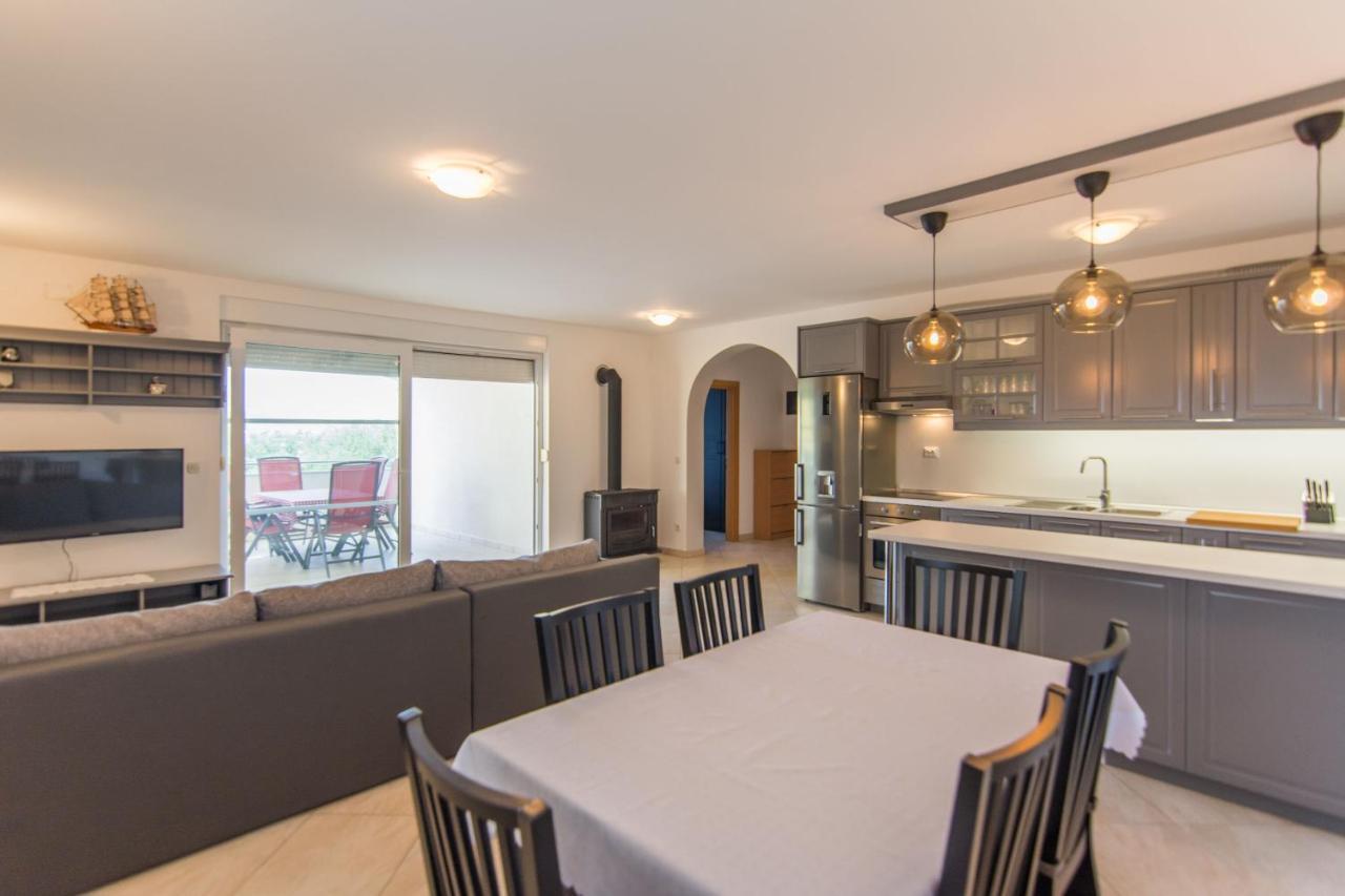 Apartment Jaspis บีโอกราดนาโมรู ภายนอก รูปภาพ
